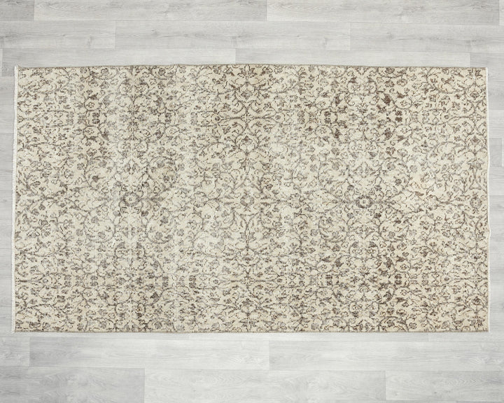 Neutral Oushak Rug 6' 6" x 3' 9" | No. VR79957