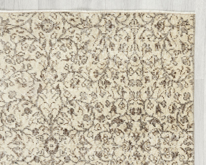 Neutral Oushak Rug 6' 6" x 3' 9" | No. VR79957