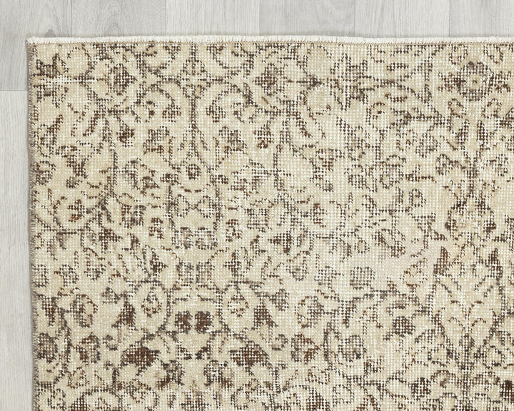 Neutral Oushak Rug 6' 6" x 3' 9" | No. VR79957
