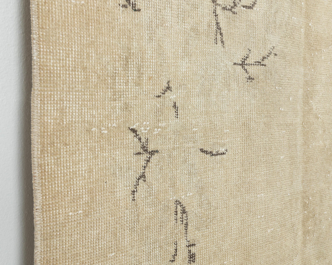 Beige Oushak Rug 3' 7" x 6' 7" | No. VR21621