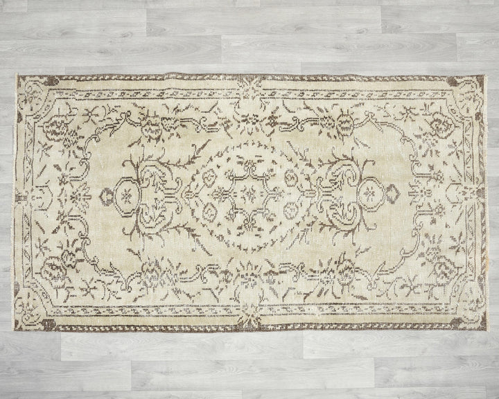 Beige Oushak Rug 3' 7" x 6' 5" | No. VR16235