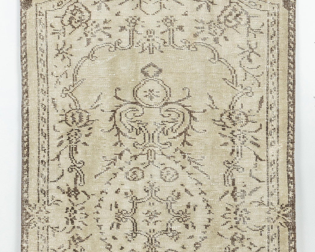 Beige Oushak Rug 3' 7" x 6' 5" | No. VR16235