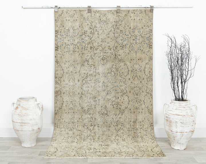 Oushak Rug 6' 8" x 3' 8" | No. VR40506