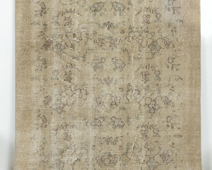 Beige Oushak Rug 6' 5" x 3' 8" | No. VR25140