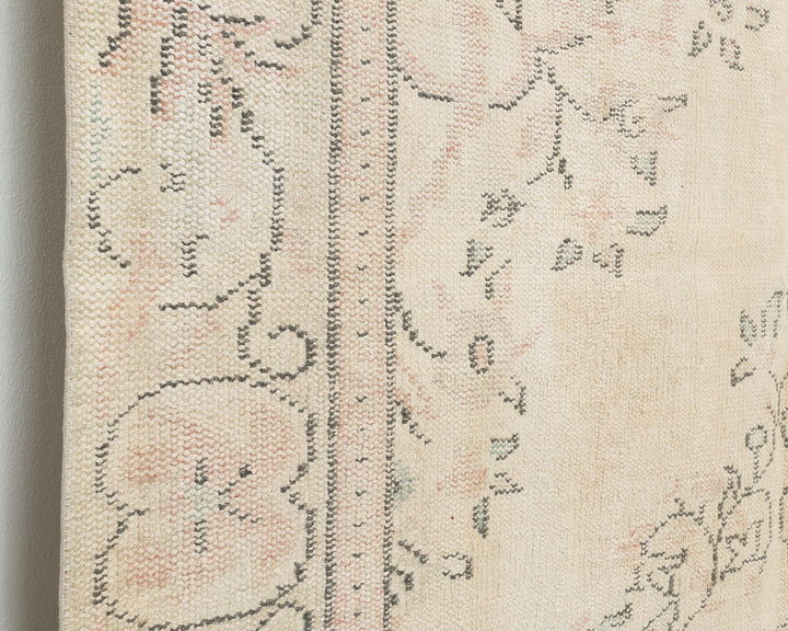 Beige Oushak Rug 5' 10" x 9' | No. VR69801