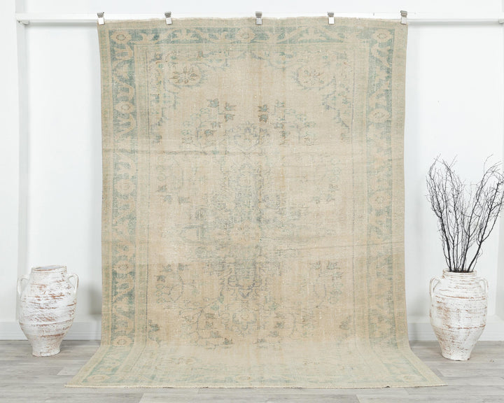Beige Oushak Rug 6' 2" x 9' | No. VR81752