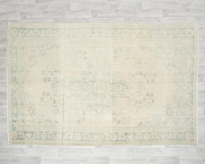 Beige Oushak Rug 6' 2" x 9' | No. VR81752