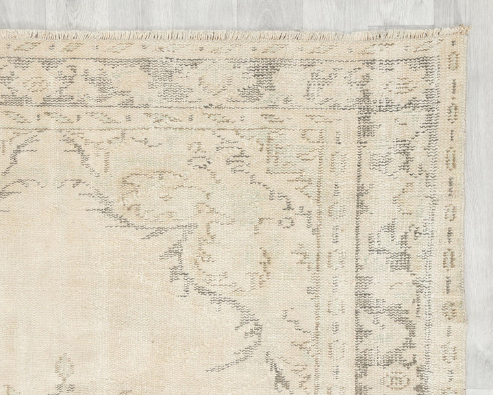Beige Oushak Rug 5' 5" x 9' 4" | No. VR73733