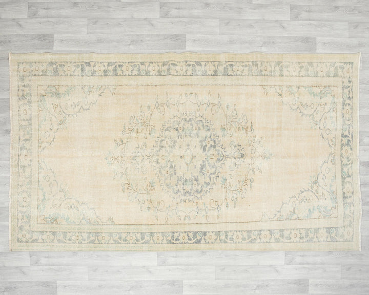 Beige Oushak Rug 5' 2" x 8' 7" | No. VR40112