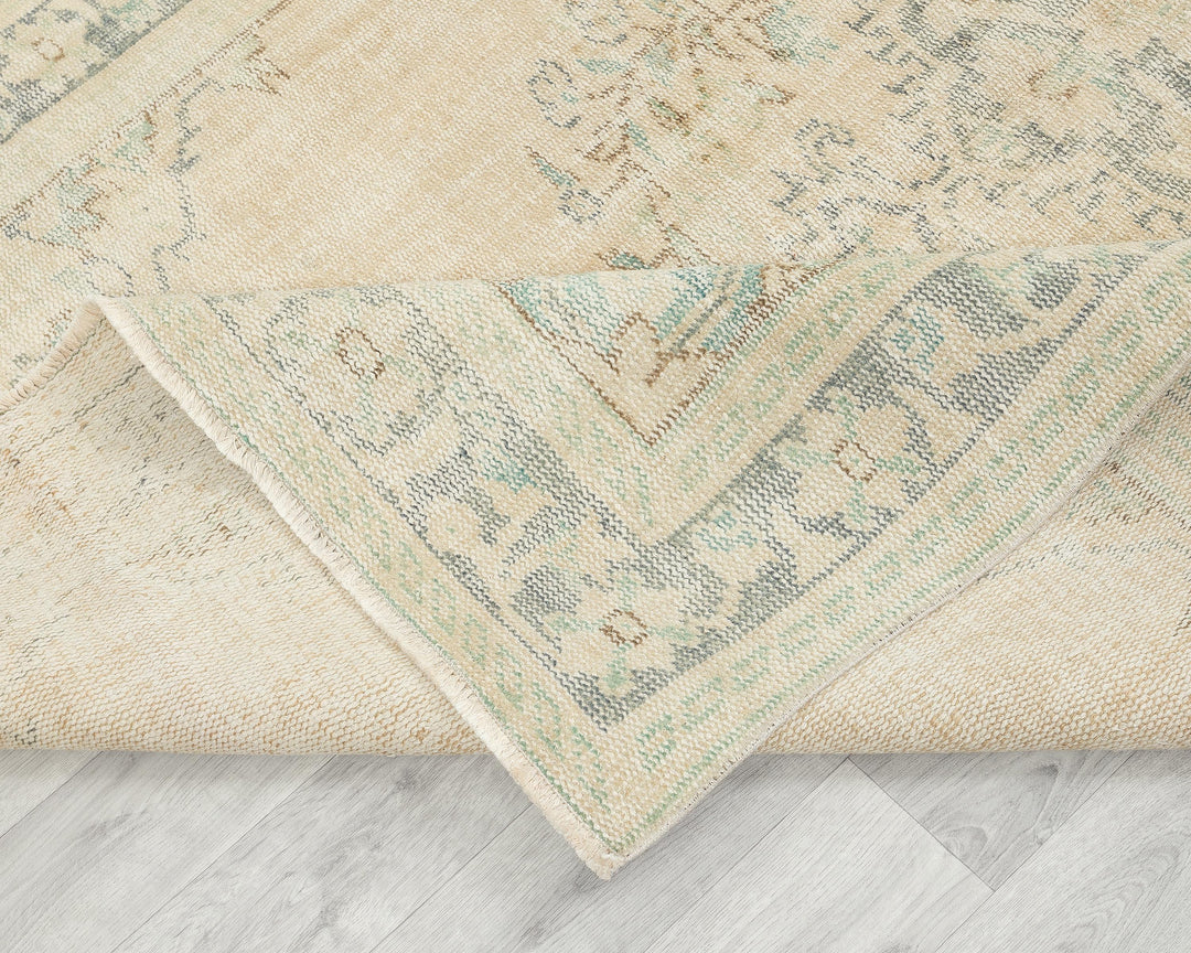 Beige Oushak Rug 5' 2" x 8' 7" | No. VR40112