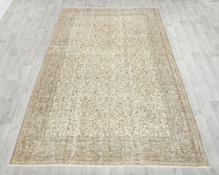 Neutral Oushak Rug 5' x 8' 7" | No. VR56080
