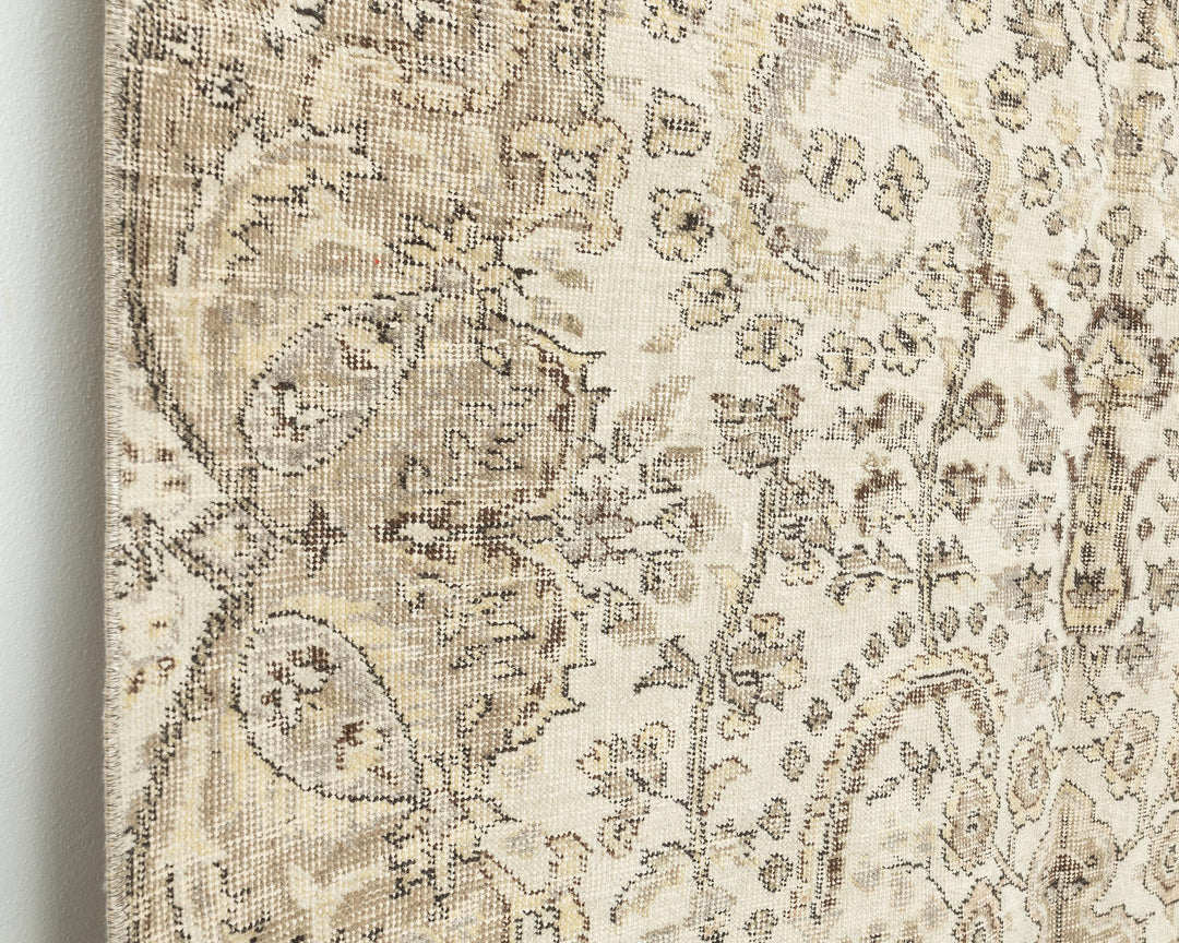 Oushak Rug 5' 2" x 8' 6" | No. VR62542