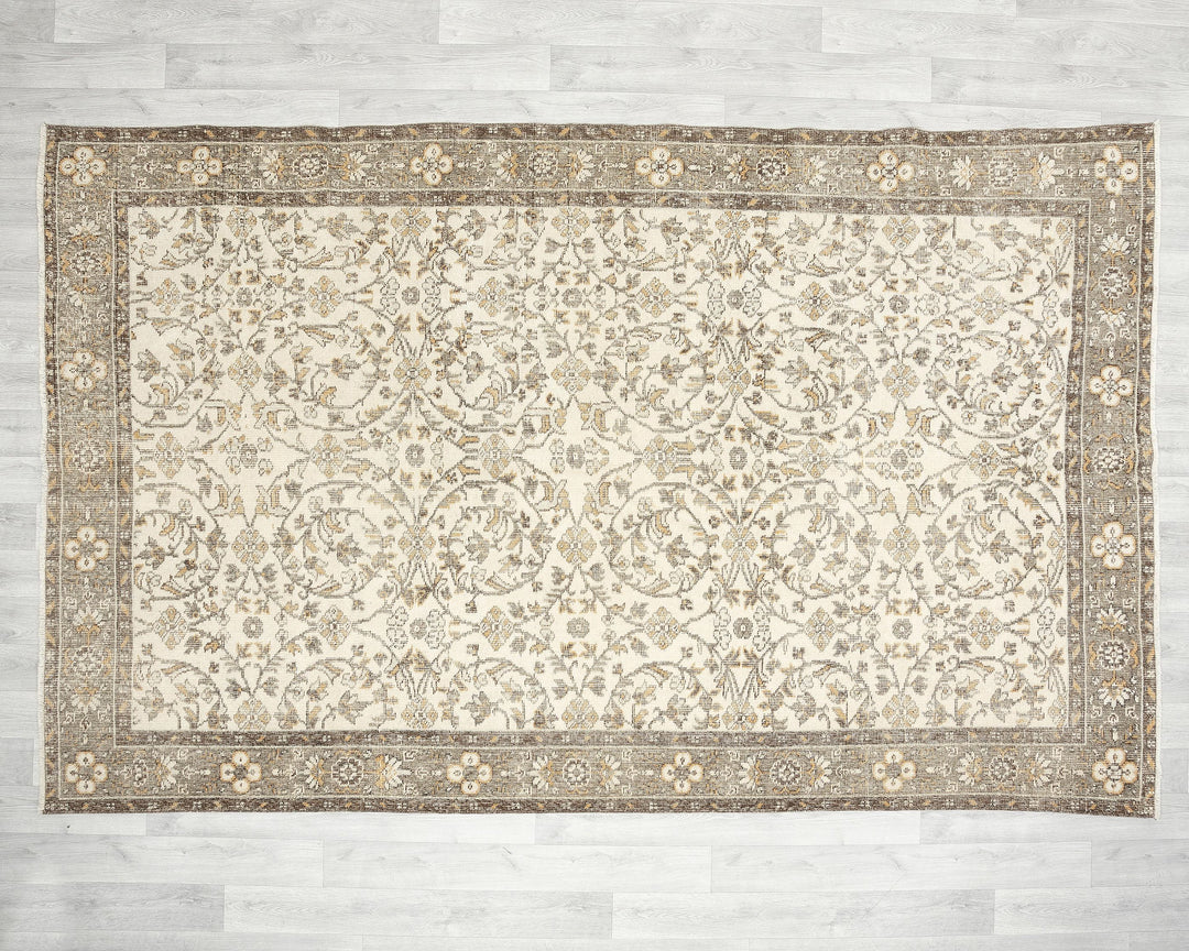 Oushak Rug 9' 4" x 6' | No. VR90847