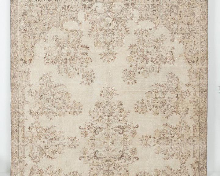 Beige Oushak Rug 6' 8" x 10' 7" | No. VR97161