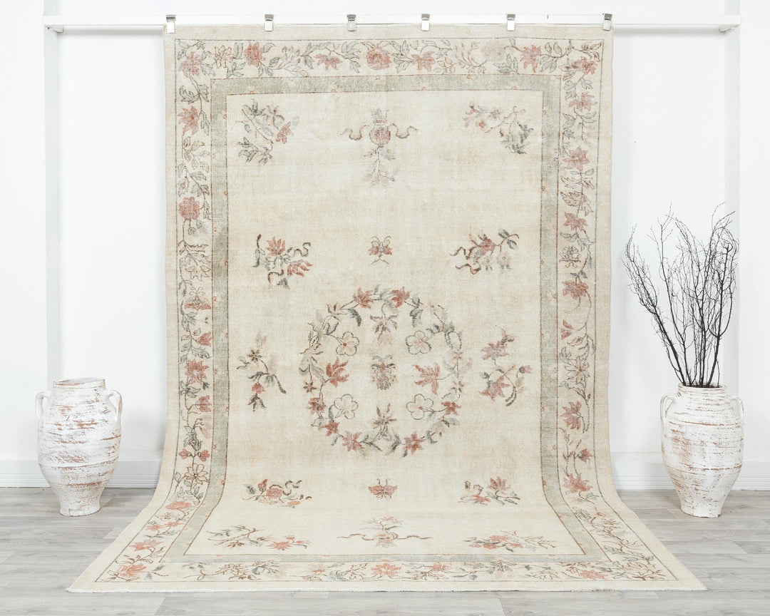Beige Oushak Rug 6' 6" x 9' 11" | No. VR90672