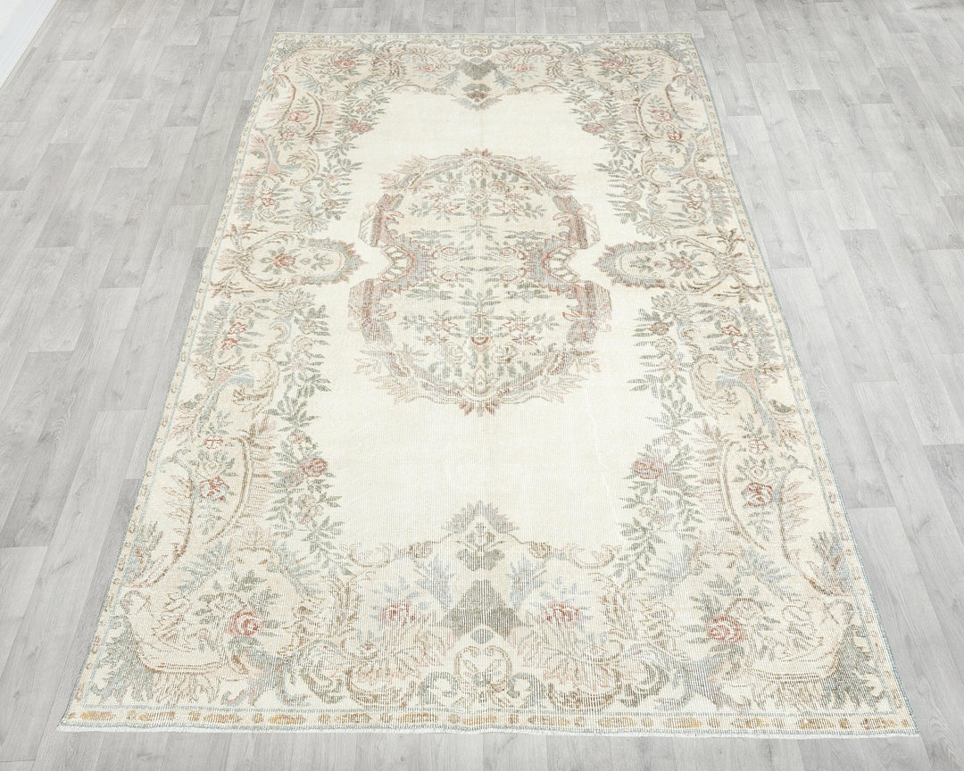 Beige Oushak Rug 5' 11" x 9' 6" | No. VR71298