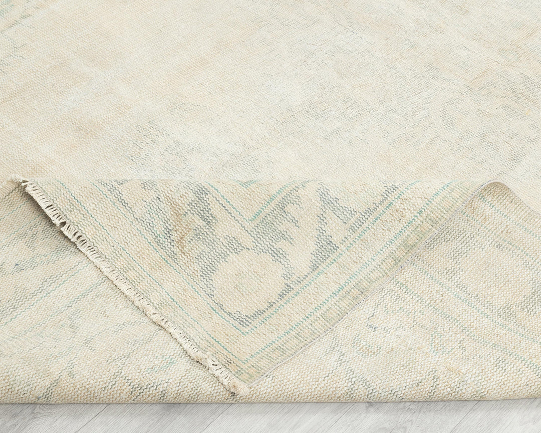 Beige Oushak Rug 6' 2" x 9' 4" | No. VR23353