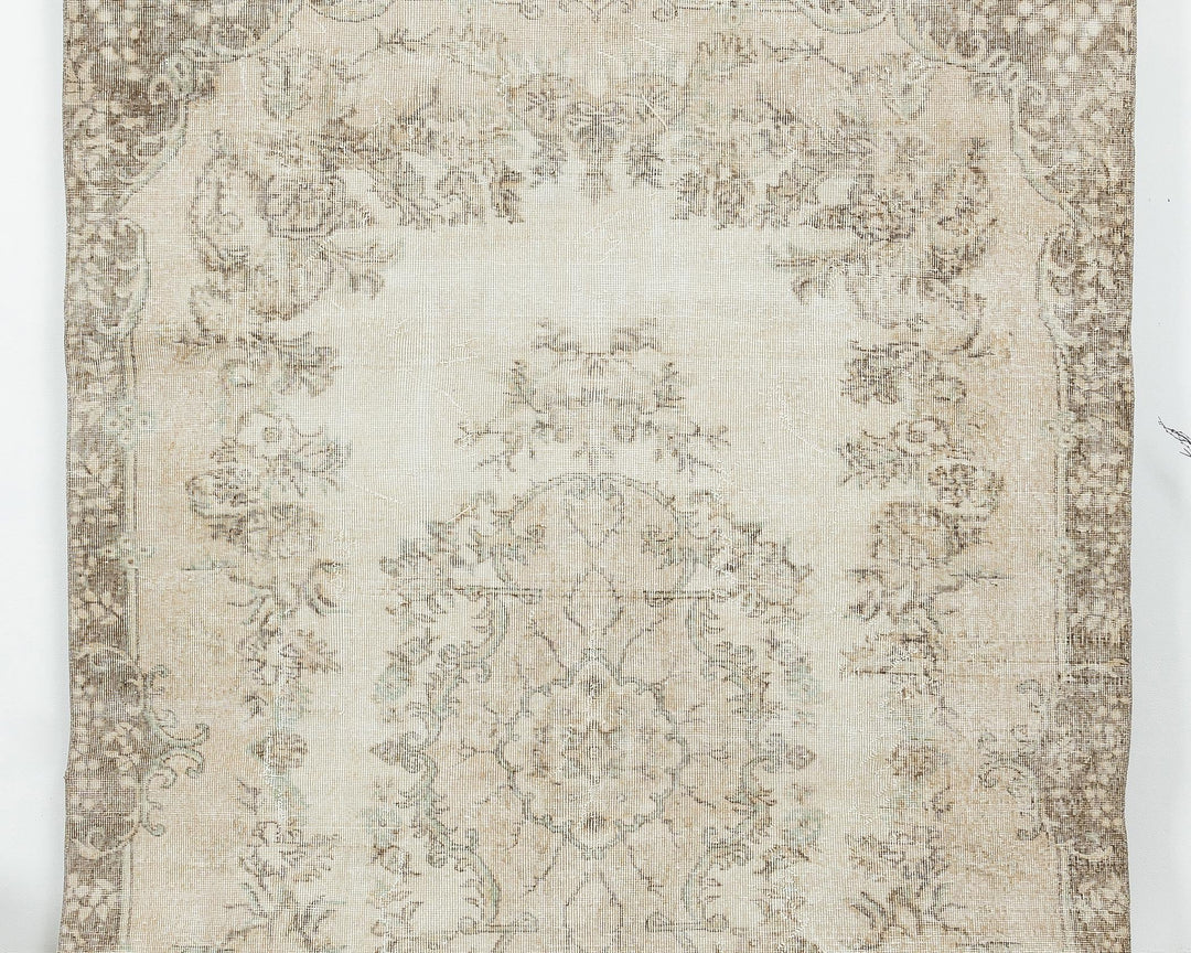 Beige Oushak Rug 6' 4" x 9' 11" | No. VR19123