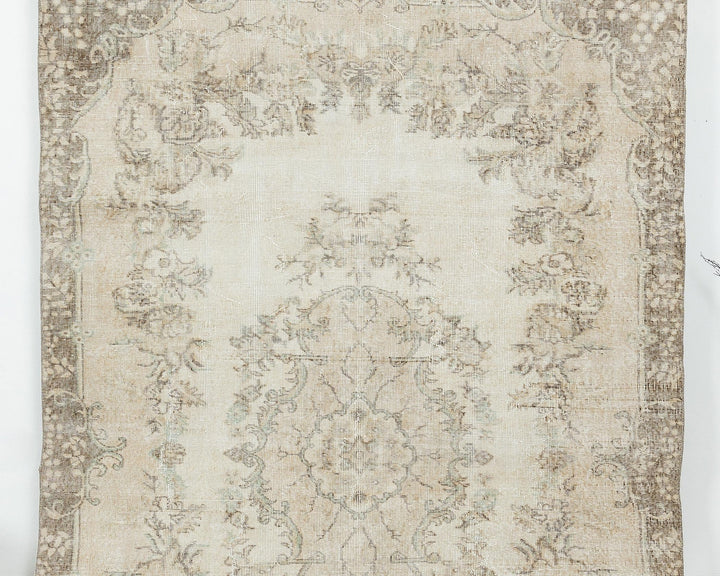Beige Oushak Rug 6' 4" x 9' 11" | No. VR19123