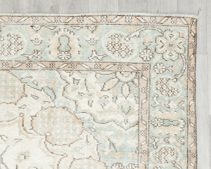 Beige Oushak Rug 6' 5" x 9' 5" | No. VR54468