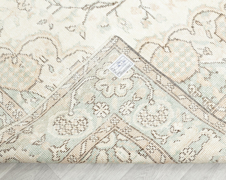 Beige Oushak Rug 6' 5" x 9' 5" | No. VR54468