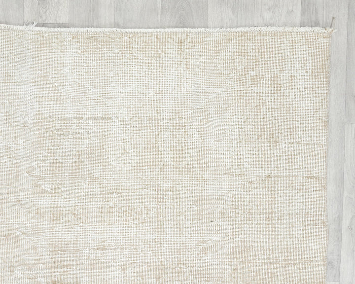 Beige Oushak Rug 6' 6" x 10' 5" | No. VR52576