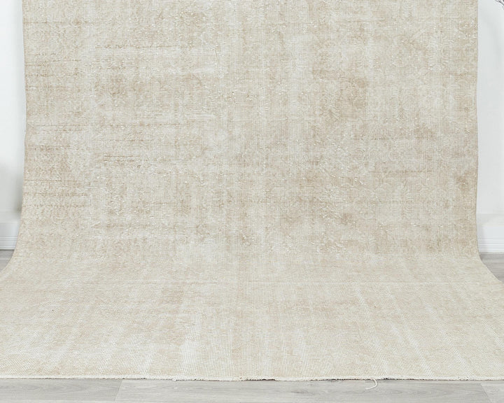 Beige Oushak Rug 6' 6" x 10' 5" | No. VR52576