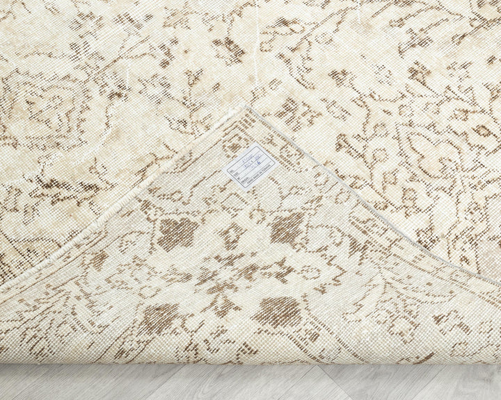 Neutral Oushak Rug 6' 1" x 9' 6" | No. VR57114
