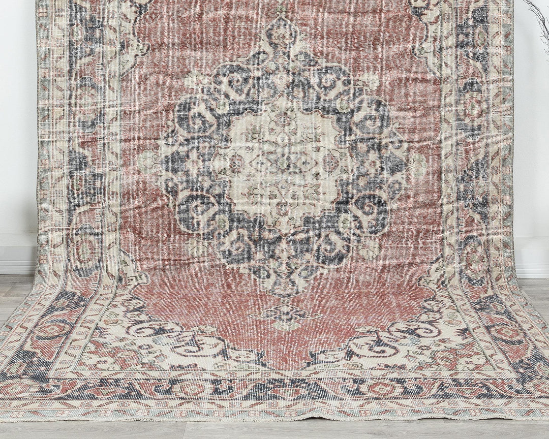 Oushak Rug 6' 4" x 10' 5" | No. VR51604