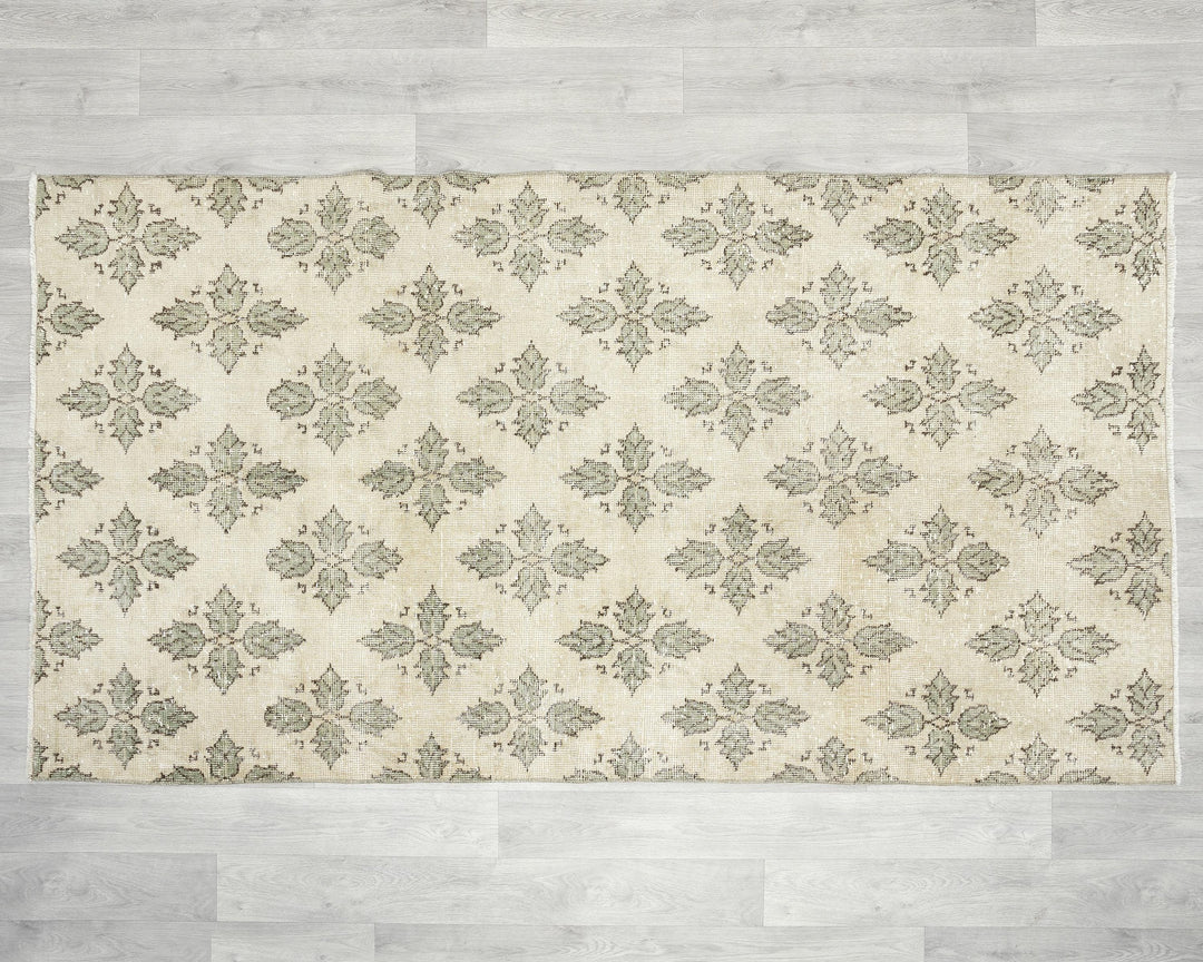 Oushak Rug 6' 10" x 7' | No. VR70337