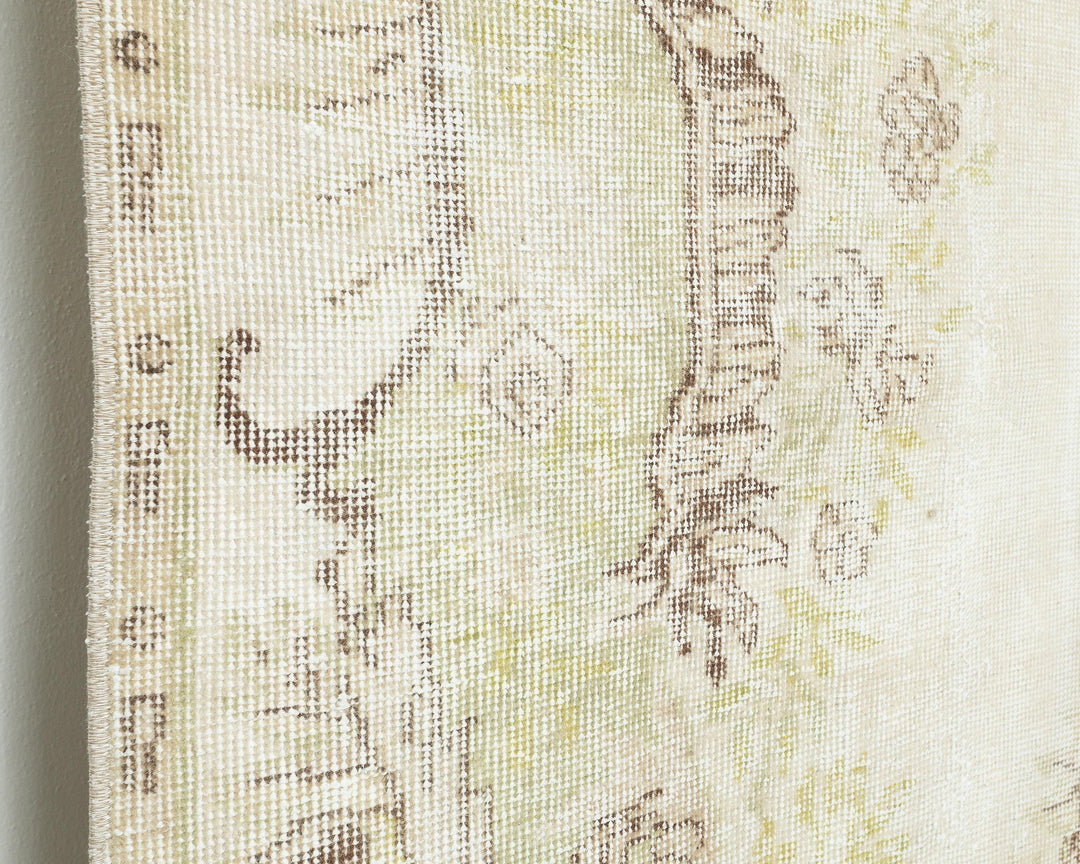 Beige Oushak Rug 6' 2" x 9' 8" | No. VR38297