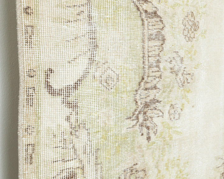 Beige Oushak Rug 6' 2" x 9' 8" | No. VR38297