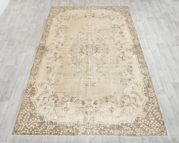 Oushak Rug 6' 1" x 9' 10" | No. VR98465