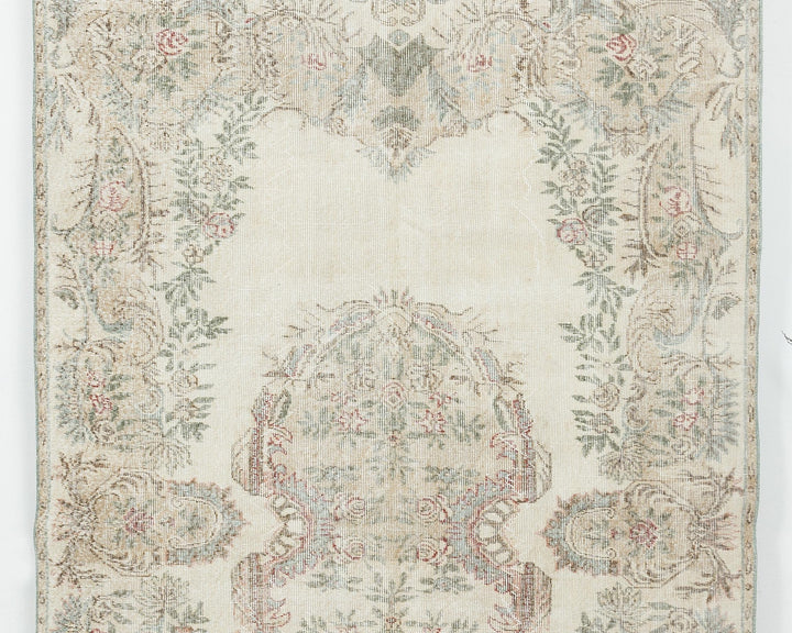 Beige Oushak Rug 5' 11" x 9' 2" | No. VR81606