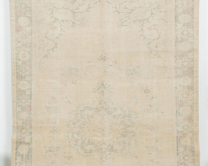 Beige Oushak Rug 7' x 9' 6" | No. VR30253