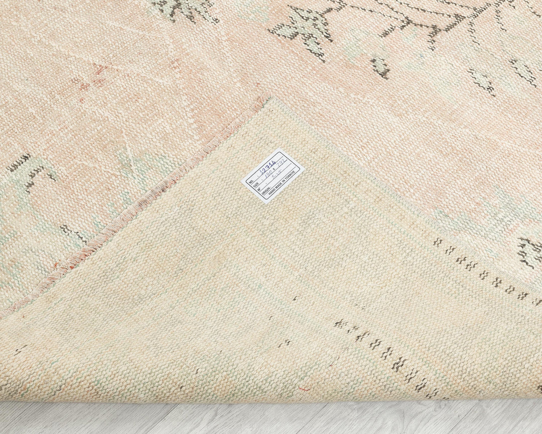 Beige Oushak Rug 9' x 9' 7" | No. VR90063