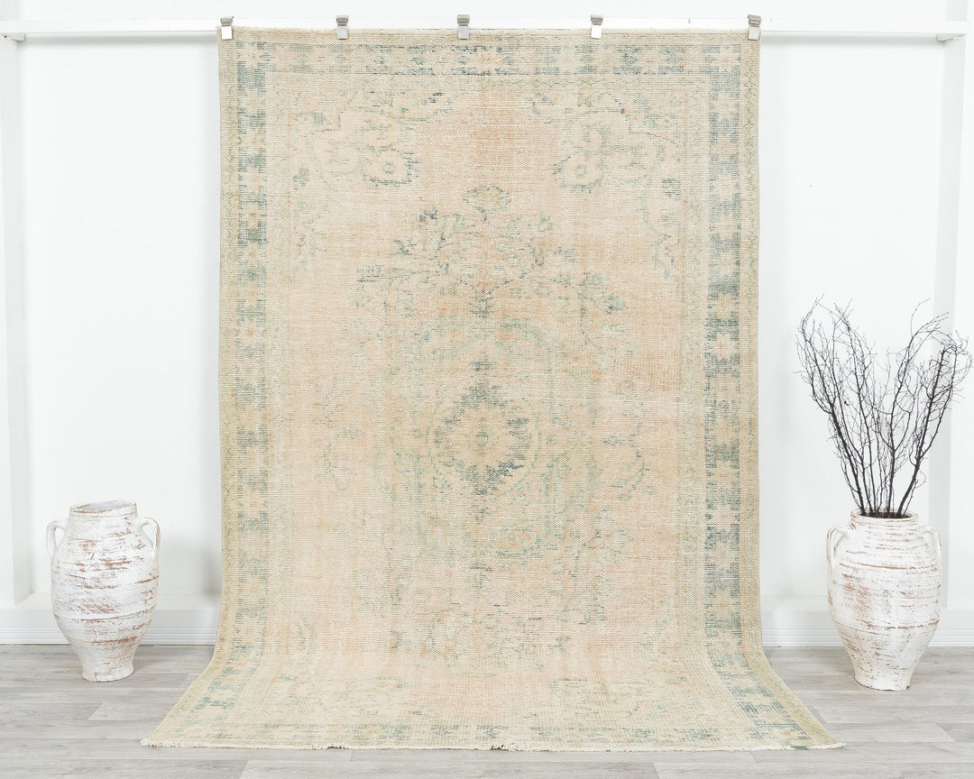 Beige Oushak Rug 5' 9" x 8' 11" | No. VR90310