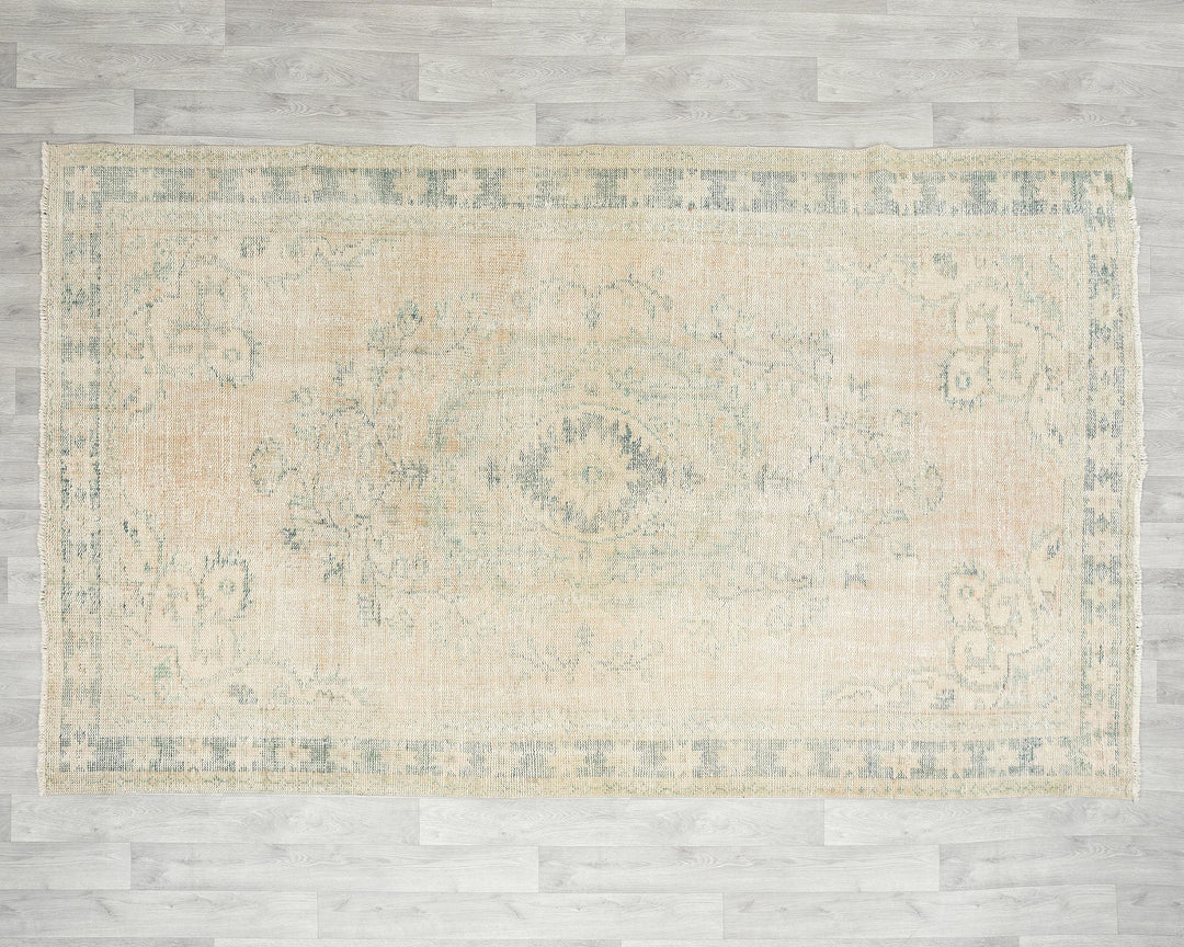 Beige Oushak Rug 5' 9" x 8' 11" | No. VR90310