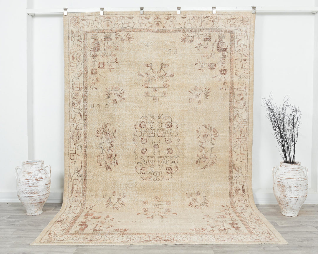 Faded Oushak Rug 6' 6" x 9' 8" | No. VR89789