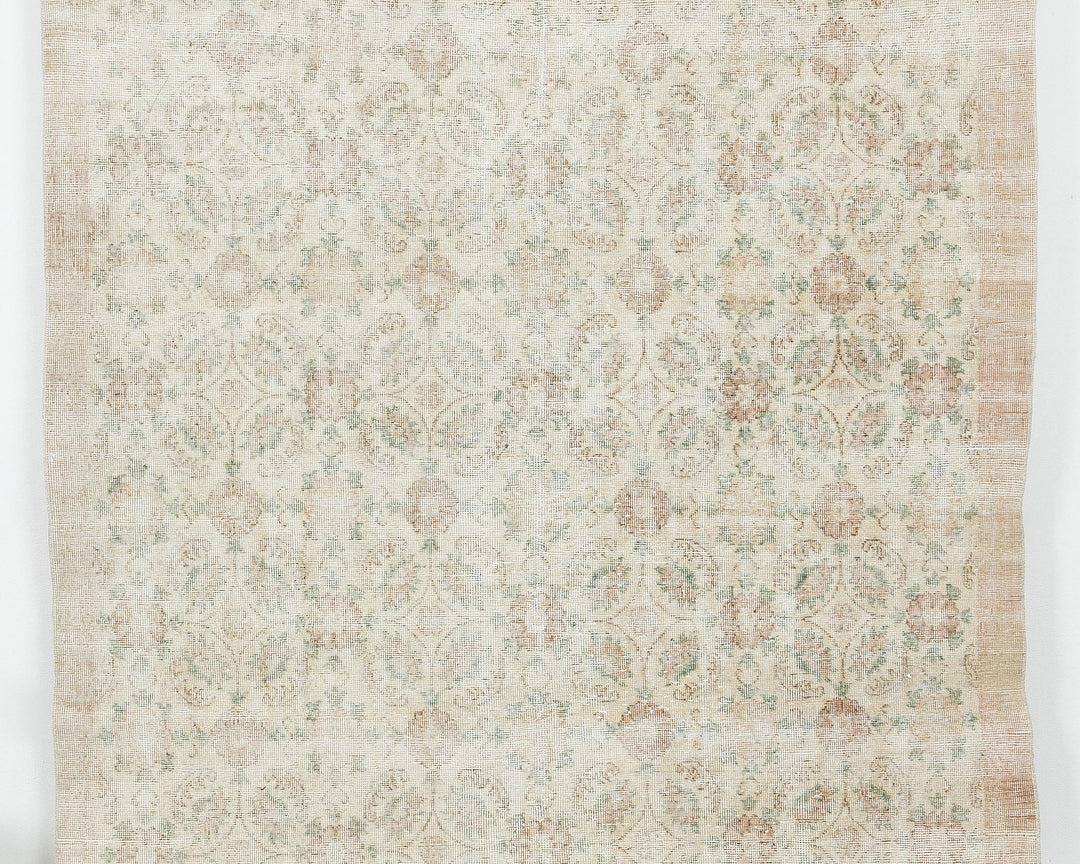 Neutral Oushak Rug 6' 4" x 9' 10" | No. VR16567