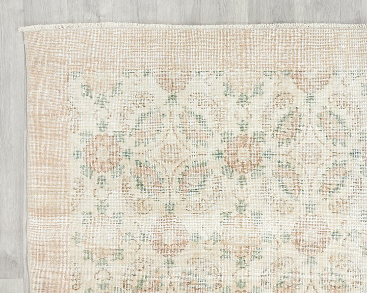 Neutral Oushak Rug 6' 4" x 9' 10" | No. VR16567