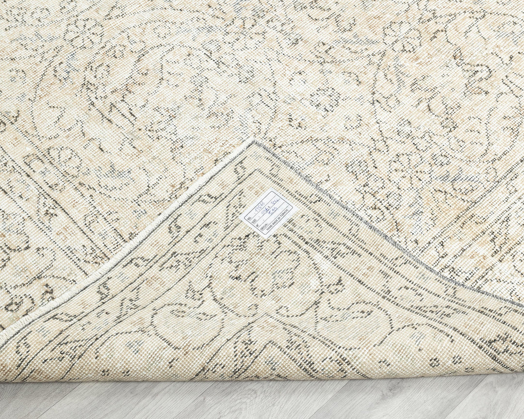 Faded Oushak Rug 6' 5" x 10' | No. VR77113