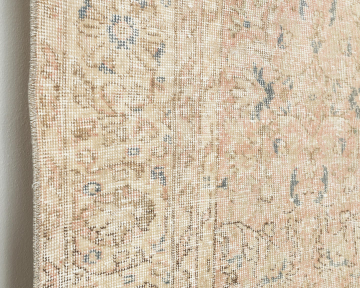 Beige Oushak Rug 6' 1" x 9' 7" | No. VR60432