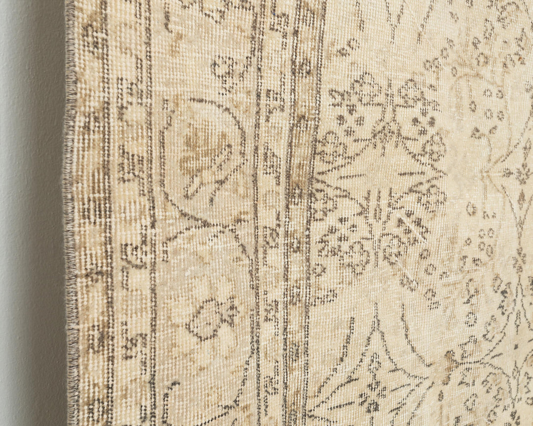 Oushak Rug 6' 11" x 10' 4" | No. VR87904