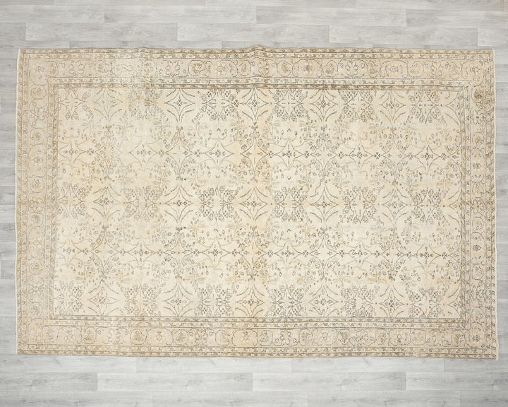 Oushak Rug 6' 11" x 10' 4" | No. VR87904