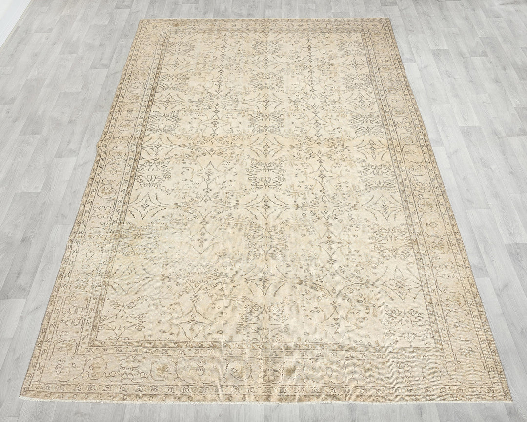 Oushak Rug 6' 11" x 10' 4" | No. VR87904