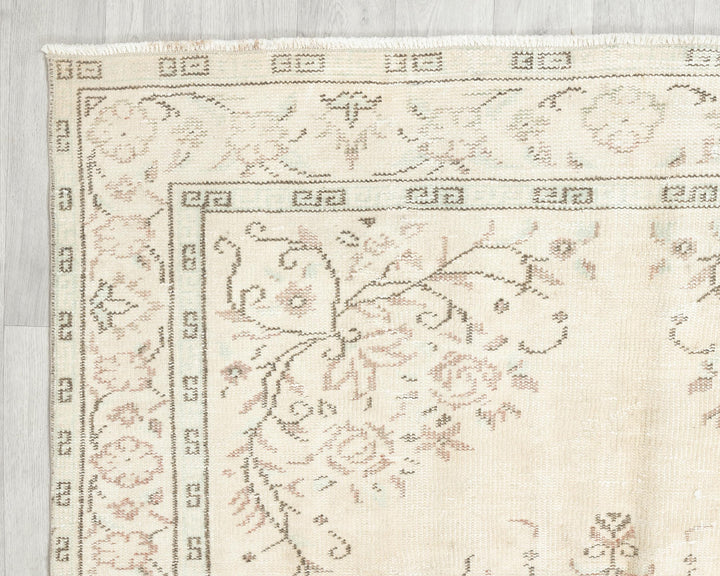 Oushak Rug 4' 8" x 8' 6" | No. VR33892