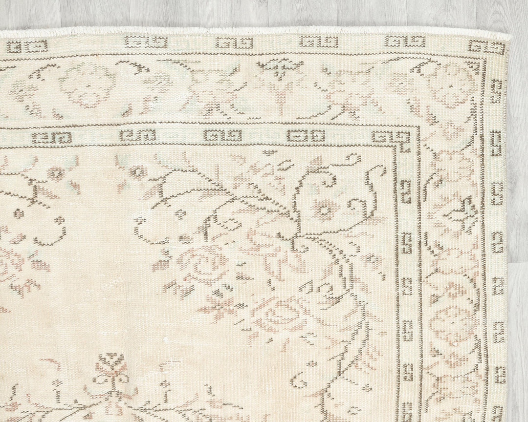 Oushak Rug 4' 8" x 8' 6" | No. VR33892