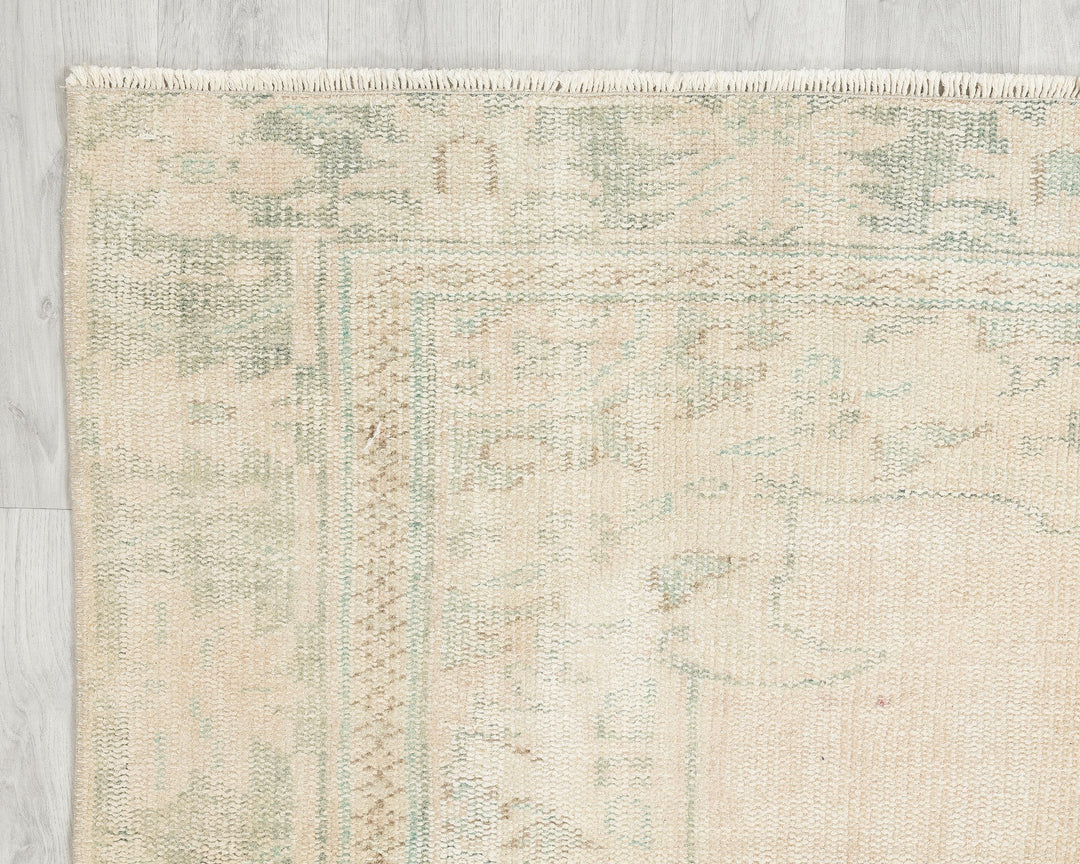 Beige Oushak Rug 5' 11" x 8' 10" | No. VR40196