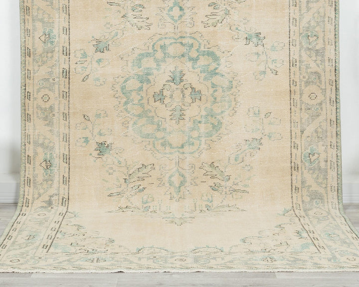Beige Oushak Rug 5' 9" x 9' 6" | No. VR12225